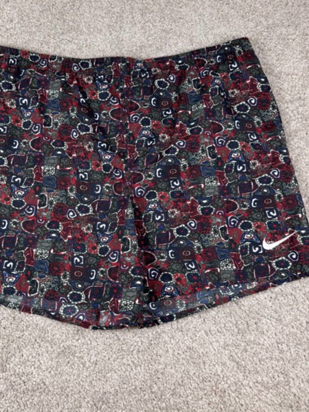 Vintage 90’s Nike Multicolor Abstract Print Geometric Tribal Mens L Swim Trunks